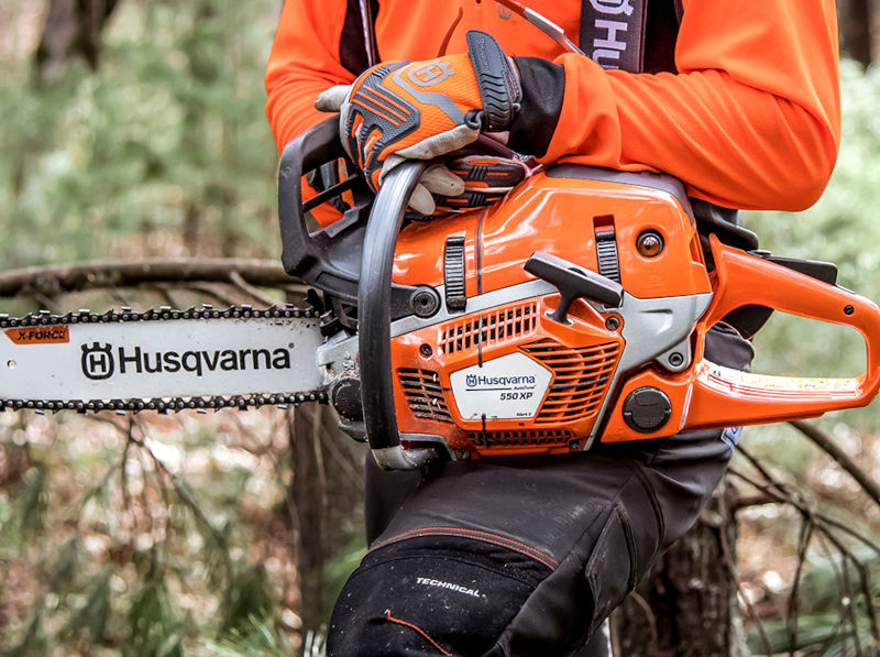 here are the reasons your chainsaw stops running