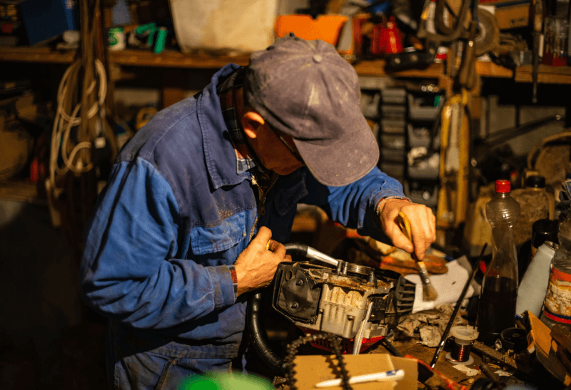 When should you clean your chainsaw?